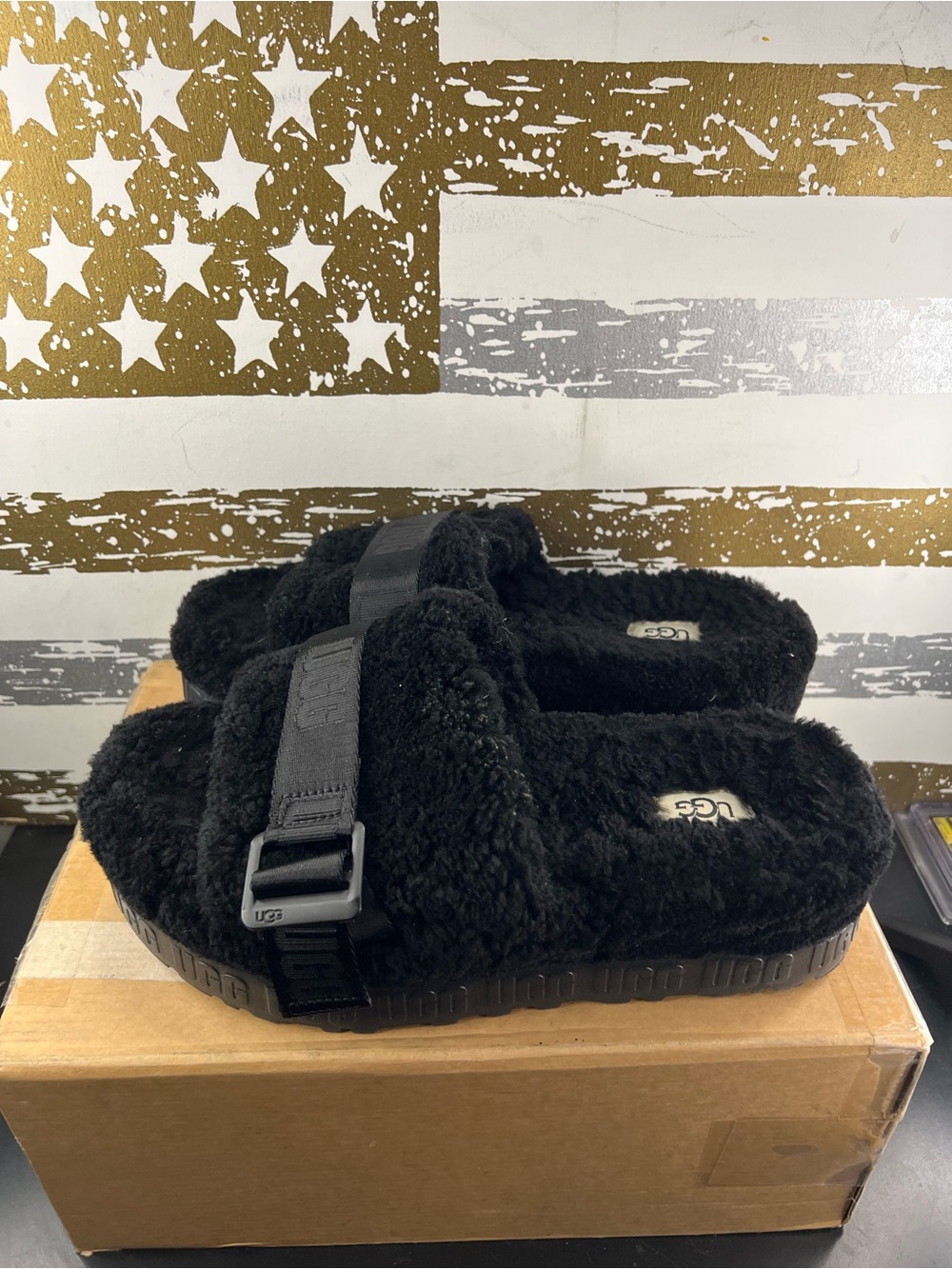 UGG Fluffita